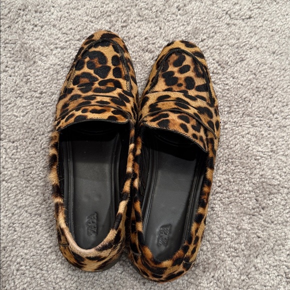 Loafer - Picture 2 of 7